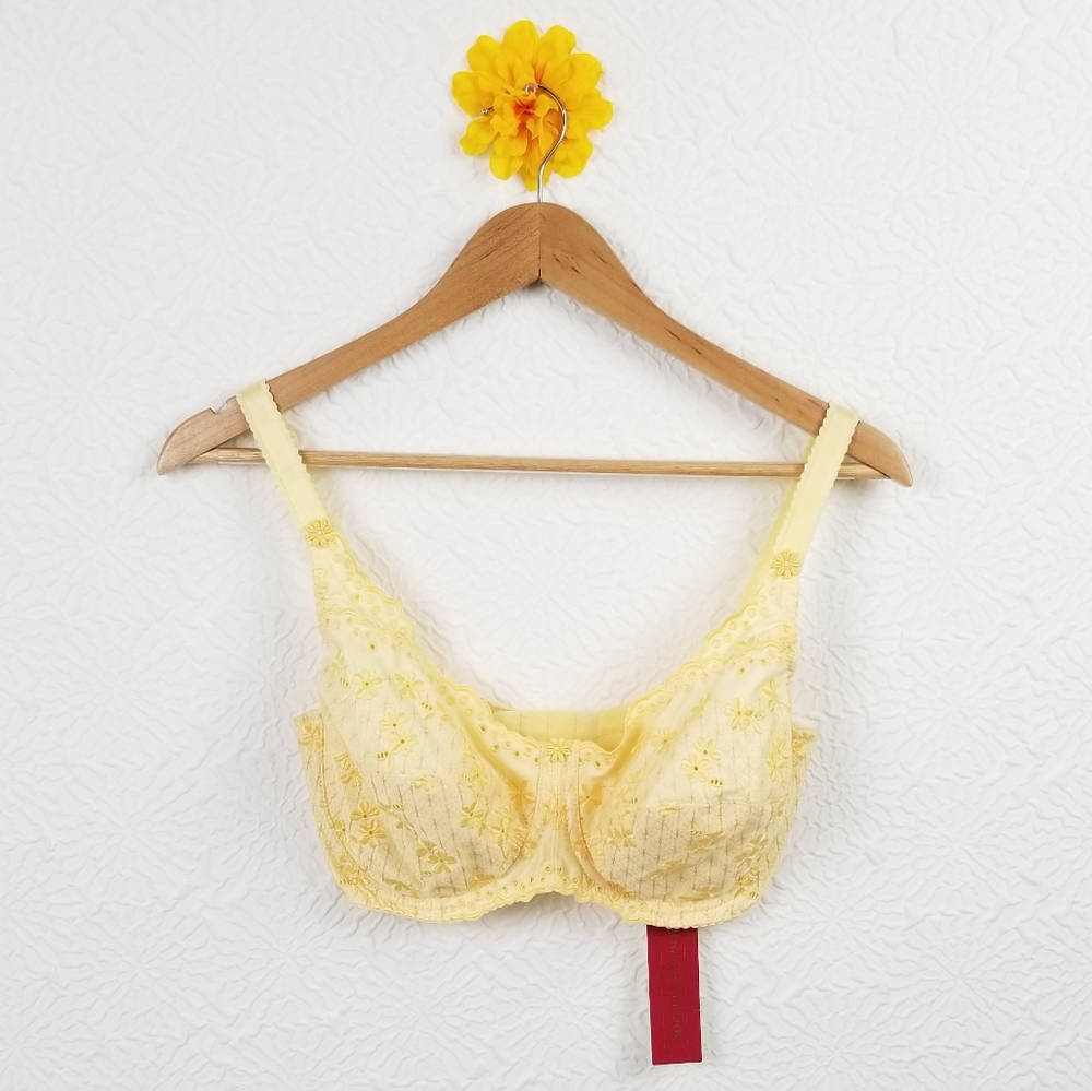 Rigby & Peller Yellow Eyelet Underwire Bra 32 FF